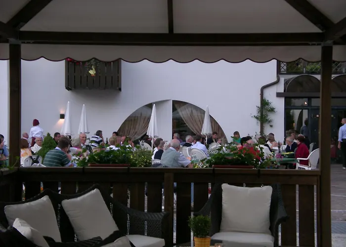 Hotel Castel Pietra