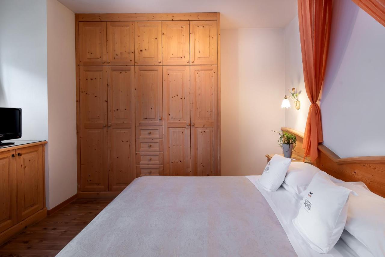 Castel Pietra Hotel 4*
