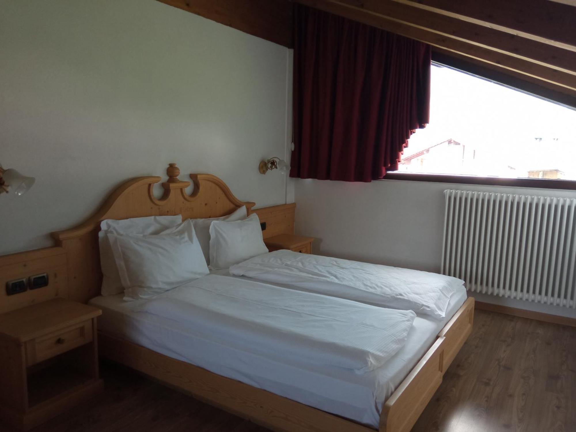 Hotel Castel Pietra 4*